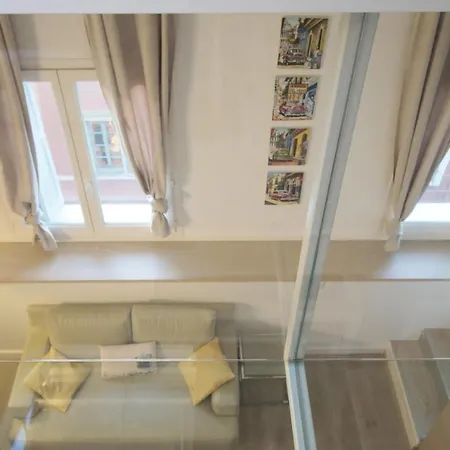 Duplex Lumineux Et Spacieux *